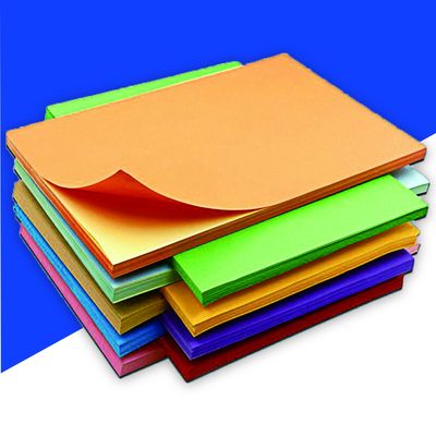 Opgeruimd enig polijst het document van de Oppervlaktea4 sticker voor printer